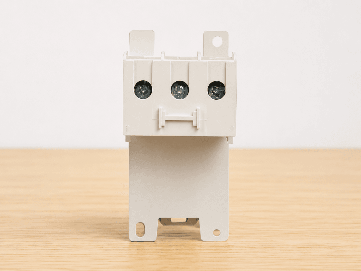 Cutler-Hammer C306TB1 lug adapter